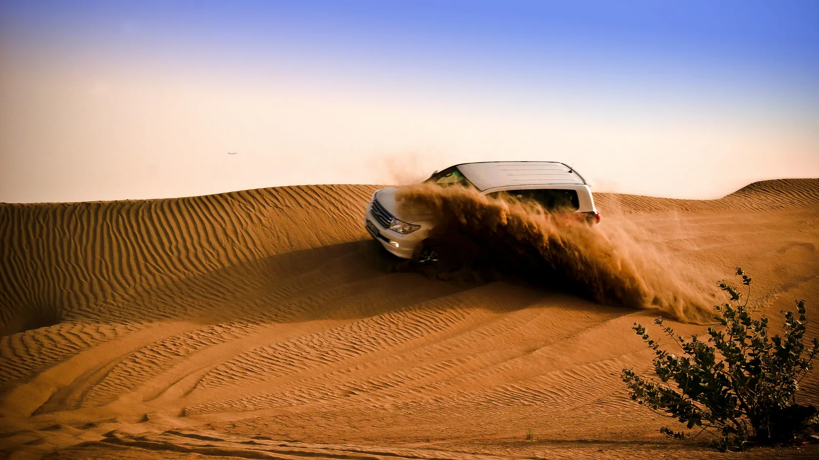 Omán – self-drive 4×4, pouštní krajina